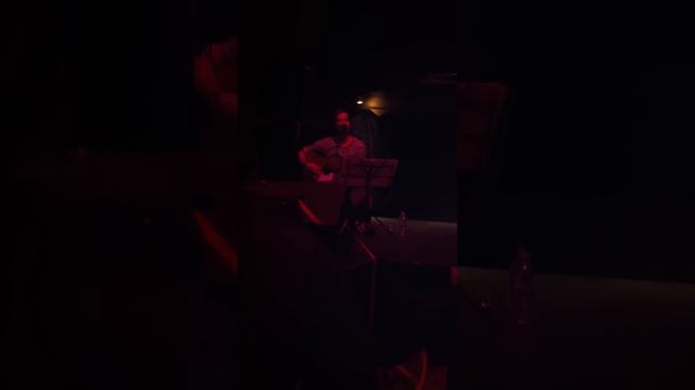 Linoleum - Tomas Kalnoky (Singer Streetlight Manifesto) @ Katacombes (Montreal) 05/02/11