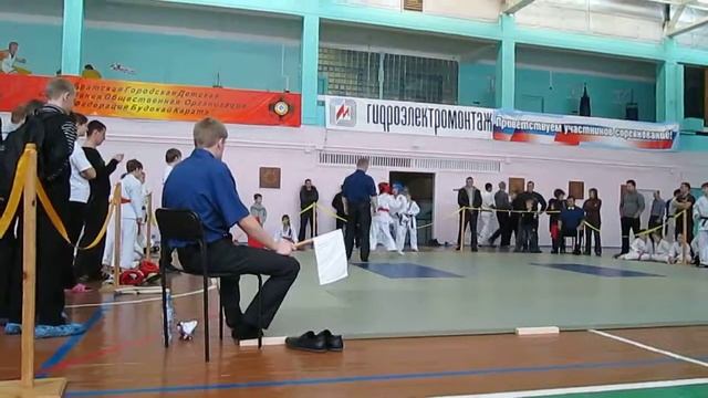 Каратэ Киокушин Будокай Межрегиональный турнир по кумитэ "Кубок Байкала " Братск 30.11.13 г. смотреть онлайн