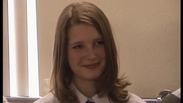 2005-2006 Линейка на окончание учебного года. Последний звонок часть 1 смотреть онлайн