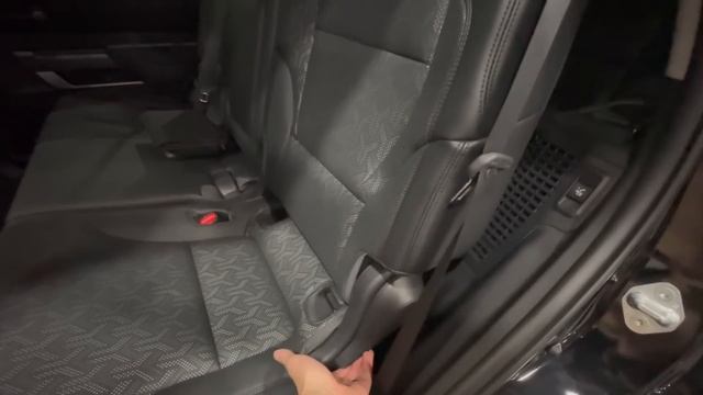 LOADS Of Extra Features On This SR5 Toyota Sequoia смотреть онлайн