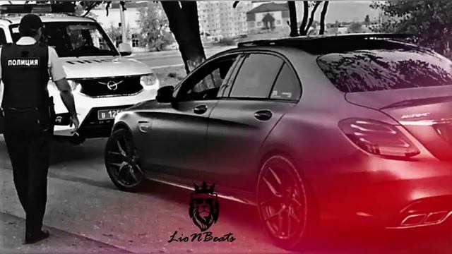 Сын не заблудился, так же любит серый дым