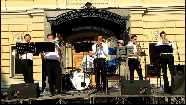  Olympic Brass смотреть онлайн