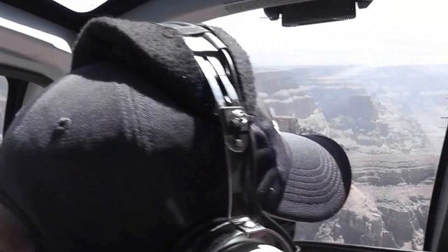 Полет над Гранд-Каньоном на вертолете смотреть онлайн