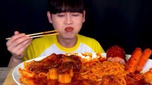 ASMR 매운 불닭고추장 버섯조림?매운대왕햄 매운소세지 매운계란꼬치 먹방! Spicy Boiled Mushroom With Spicy Nood