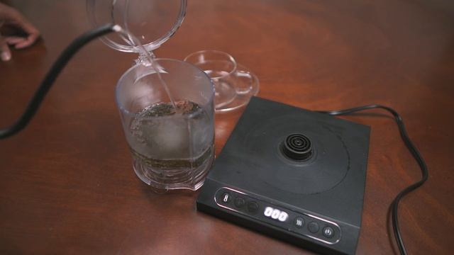 How to brew with the VAHDAM Imperial Tea Maker! | Channel Hardware смотреть онлайн
