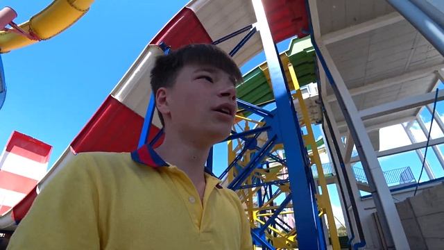 Счастливцево 2021/Обзор аквапарка/ЦЕНЫ/(Азовское море)/VLOG/ смотреть онлайн