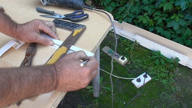 Установка финишной планки на окно.  Как сделать красиво.