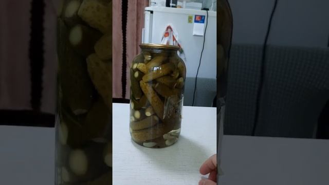 Заготавливаем корнишоны.Урожай 2021 года. Хотите рецепт? смотреть онлайн