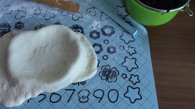 Art Manij Пирог из черной смородины смотреть онлайн