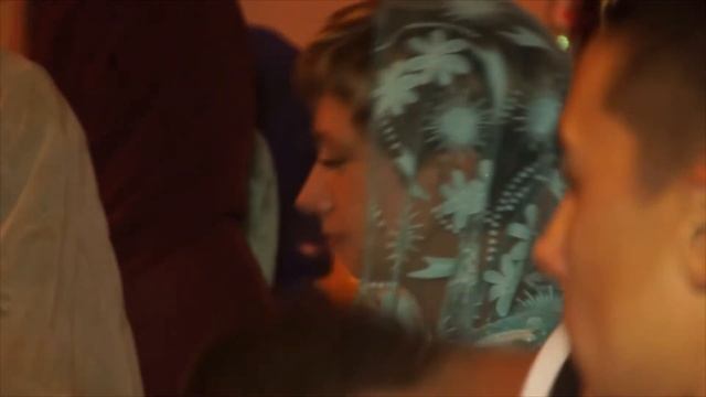 Благословение выпускников. Школа 25. Новодружеск. Выпускной 2013 смотреть онлайн