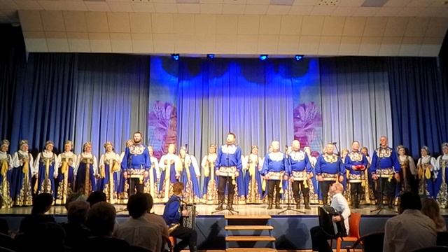 "Как жить?" на слова старца Амвросия и Г. Заволокина исп. Хор русской песни "Московская сторонушка смотреть онлайн