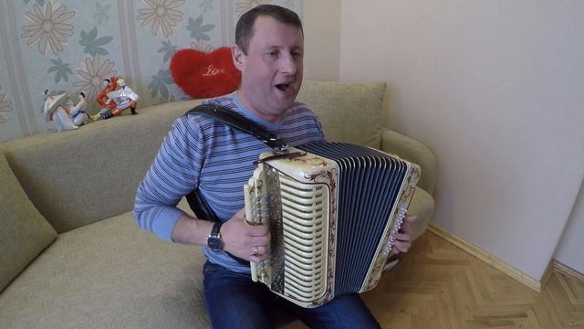 Паша гармонист На знакомой скамье