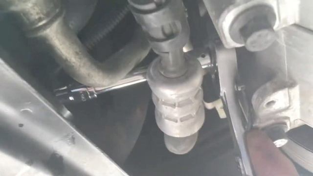 ANDY's DIY: How to change antifreeze 2009 Volvo C70 смотреть онлайн