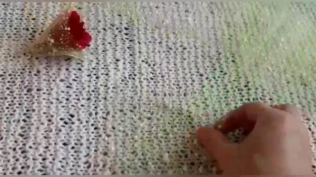 ...89 роз из гофрированной бумаги//Букет в форме сердца//процесс// смотреть онлайн