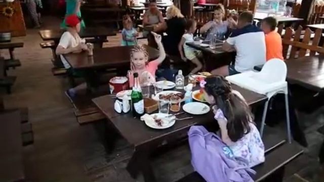 Приколы с детьми, танцы смотреть онлайн