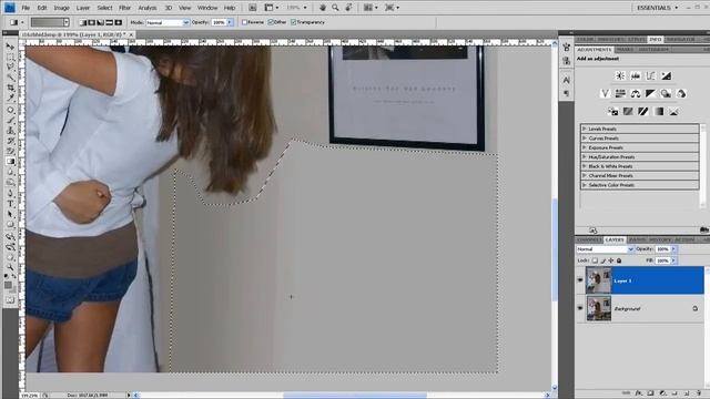 Photoshop CS4 Tutorial - Removing Large Elements in a Photo [In Depth] смотреть онлайн