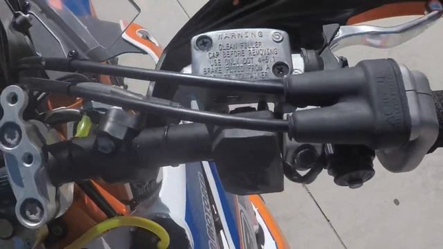 Ktm 450 Rally Factory Replica USA Unboxing and start up. смотреть онлайн