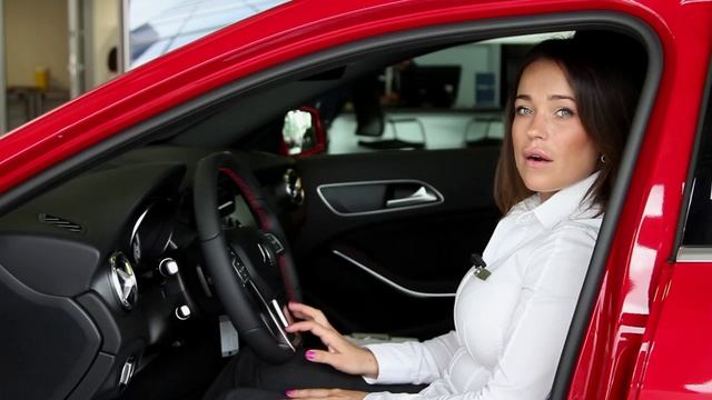 Обзор автомобиля Mercedes-Benz GLA.