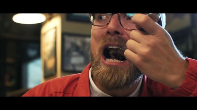 Slavna Trip: Чешский бар tieser смотреть онлайн