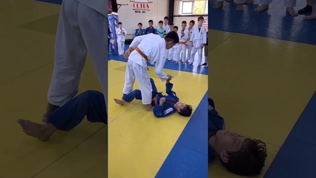 Пятница-традиционный день борьбы,у всех борцов. Школа по дзюдо в Астане ORTUS.KZ, тренер Пак Серге смотреть онлайн