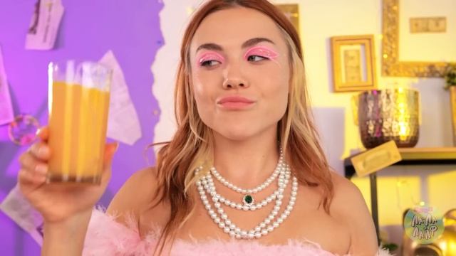 БОГАЧИ УДОЧЕРИЛИ НИЩЕНКУ! БОГАТЫЕ и БЕДНЫЕ: лайфхаки и гаджеты для воспитания от Ла-Ла Лайф Игры смотреть онлайн