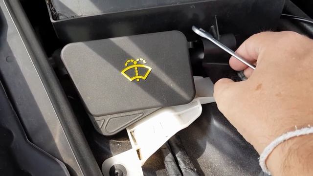 Battery Visit Workshop! How to check and fix this error on a Mercedes W211 смотреть онлайн