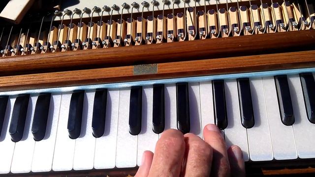 Harmonium melody lessons Hare Krishna 1 Bada Haridas prabhu физгармонь уроки Харе Кришна 1
