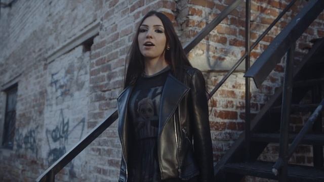 Эвелина Меликян - В миноре смотреть онлайн