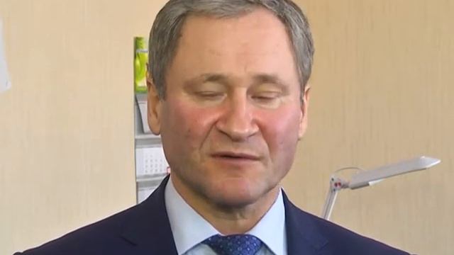 В селе Менщиково открылся хоккейный корт, и ликвидирована очередь в детский сад смотреть онлайн