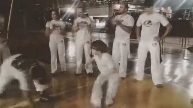 Abada Capoeira Uberaba/MG. Academia Fit Uirapuru смотреть онлайн