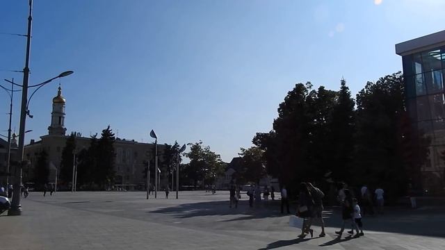 Достопримечательности Харькова на площади Конституции 23 августа 2018 смотреть онлайн