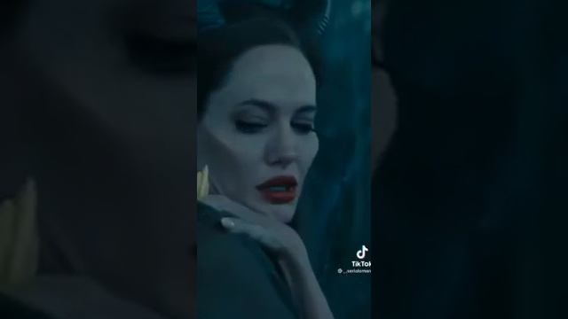А сильных женщин просто не бывает смотреть онлайн