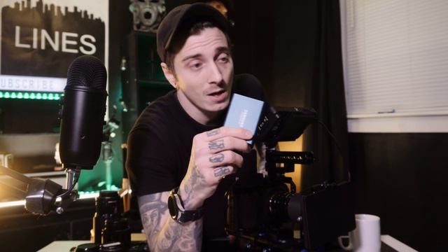 FIVE things YOU MUST BUY for the BMPCC4K!!!! смотреть онлайн