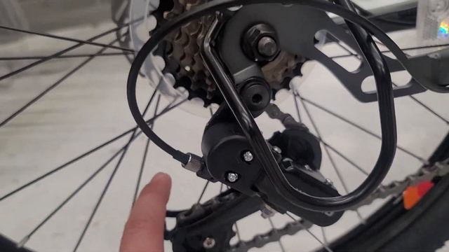 Another tapered bike at Walmart // Are big box bikes getting better? // Huffy Scout // смотреть онлайн