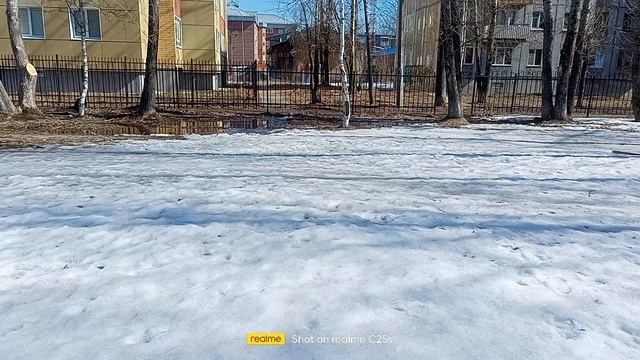 Гуляем возле школы номер 36! *Смотрим что изменилось!*