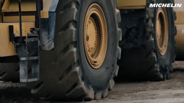 MICHELIN XTRA LOAD GRIP – Optimaler Reifen für Muldenkipper im Steinbruch смотреть онлайн