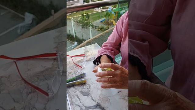 хочет чем-то себя порадовать. замечательный крем. пр -во ТУРЦИЯ смотреть онлайн