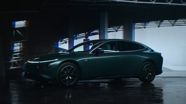 Blink or you'll miss it. Introducing the new XPENG P7i смотреть онлайн