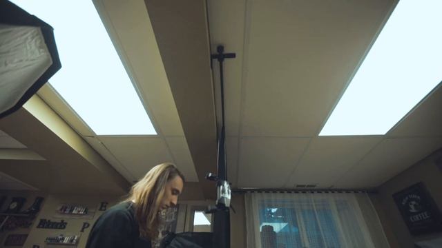 HOW TO MAKE THINGS FLOAT | INDOOR CREATIVE PHOTOGRAPHY CHALLENGE смотреть онлайн