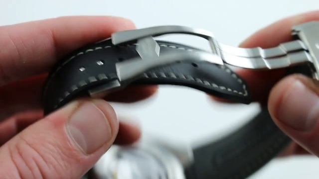 Girard-Perregaux Chrono Hawk Ref. 49970-11-231-HD6A Watch Review смотреть онлайн