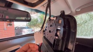 Как подключить видеорегистратор через плафон//установка за 10 минут// KIA SORENTO PRIME