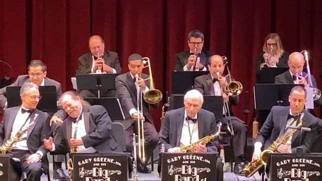 "Sing, Sing, Sing" performed by Gary Greene, Esq. & His Big Band of Barristers смотреть онлайн