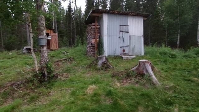 Изба в лесу с баней. Едем на каракате! Дети первый раз с ночевкой! смотреть онлайн