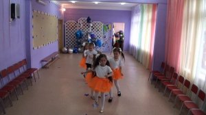 Танец "Цветик семицветик" Старшая группа.