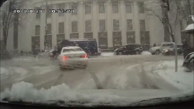 Микроавтобус в дрифте смотреть онлайн