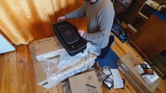Распаковка заказа из музыкального интернет магазина Thomann.de смотреть онлайн
