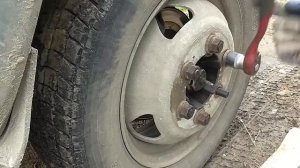 Замена передних тормозных колодок