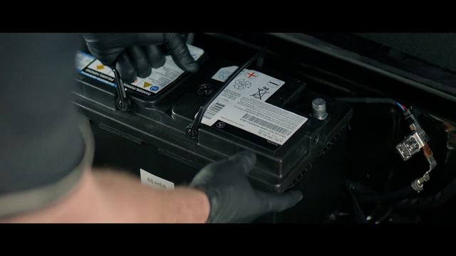 Mercedes-Benz Service Tips: Battery Testing смотреть онлайн