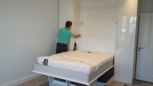 Падащо легло с диван и гардероби в Лондон смотреть онлайн