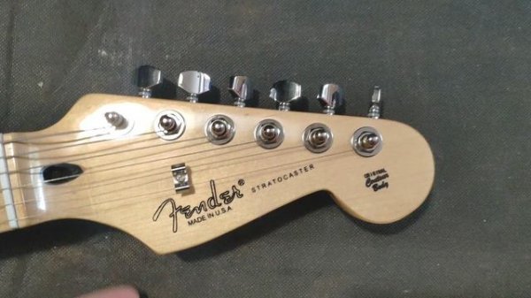 Обзор сборки китайской реплики Fender Stratocaster HH санбёрст